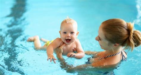 La Edad Adecuada Para Llevar A Su Beb A Nadar