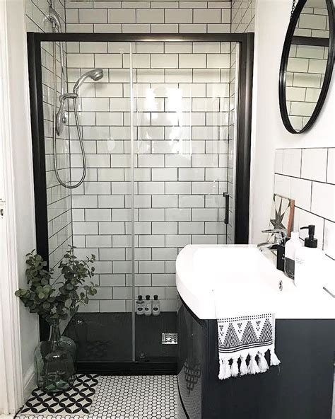 Remodel A Bathroom On A Budget Tips And Tricks Decoomo