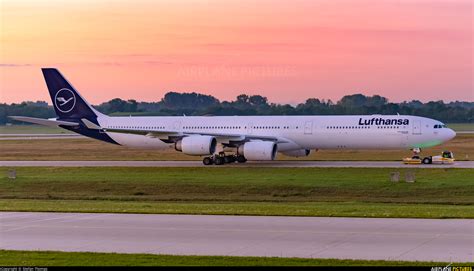 D Aihh Lufthansa Airbus A340 600 At Munich Photo Id 1354455