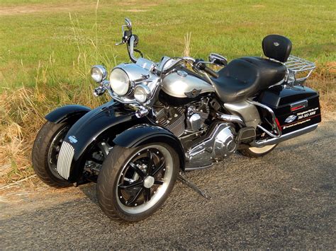 Tilting Motor Works Offers A Full Range Of Trikes For Harleys And The
