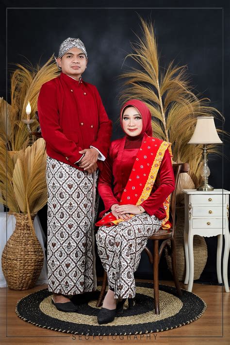 Prewed Konsep Jawa Fashion Sequins Sequin Skirt