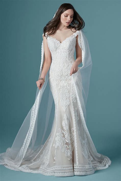 Jocelyn had a gorgeous beaded, strapless gown. Jocelyn Wedding Dress from Maggie Sottero - hitched.co.uk