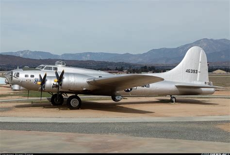 Boeing B 17g Flying Fortress 299p Usa Air Force Aviation Photo
