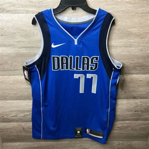 New Nike Luka Doncic Dallas Mavericks 2020 Swingman Jersey Icon Edition