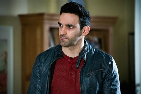 48 New Eastenders Images Reveal Kushs Sad Exit Two Shock Returns And
