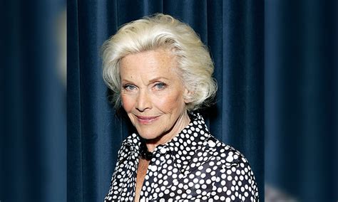 Bond Girl Honor Blackman Dies At 94 Gulftoday