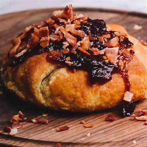 Bacon Cranberry Baked Brie