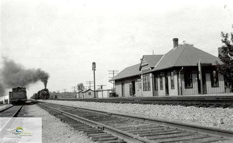 Central credit reference information system. Michigan Central Railway station, West Lorne, circa 1930s ...