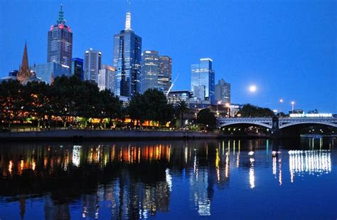 Best Time To Visit Melbourne Holiday Weather Info Weather 2 Visit