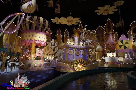Hong Kong Disneyland Its A Small World Find Out