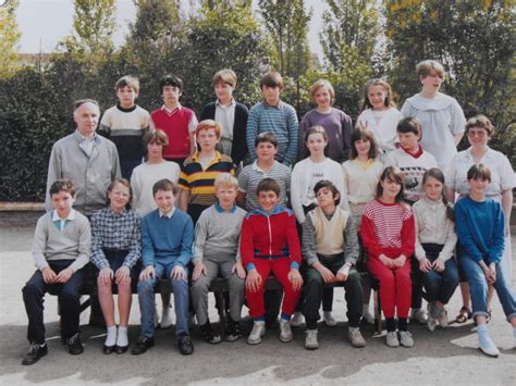 Photo De Classe Sixième De 1985 Collège Charles De Foucauld Copains