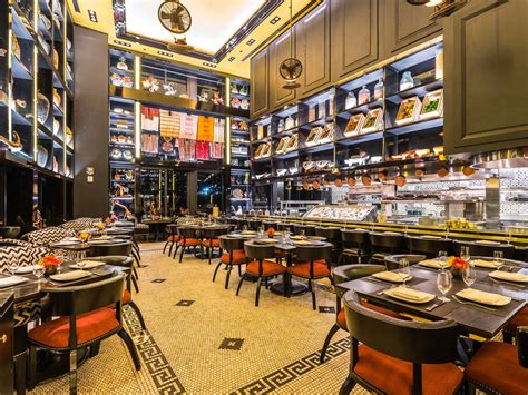 22 Best Restaurants in Brickell For Equal Parts Glamour and Good Food