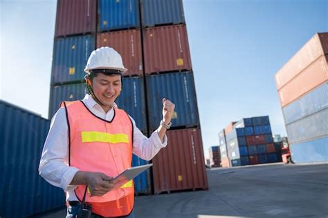 Premium Photo Logistics Engineer Control At The Port Loading