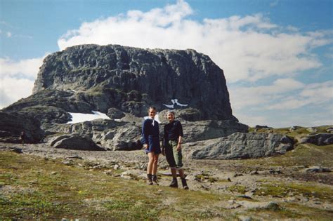 Hardangervidda er europas største høgfjellsplatå og nordens største nasjonalpark. Hardangervidda | National Parks | Eidfjord | Norway