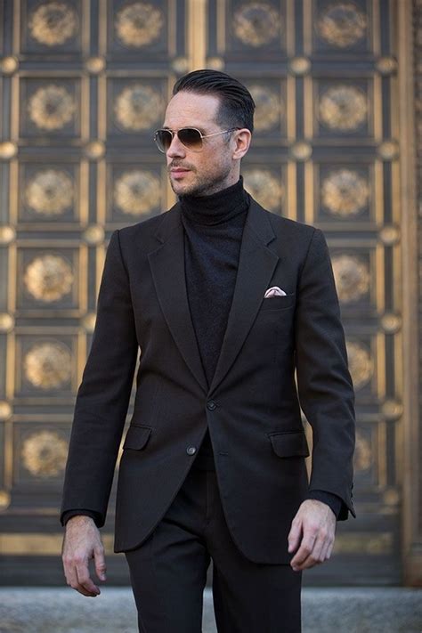 Would it be nice to wear a turtleneck with a suit? - Quora