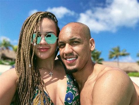 Her husband fabinho tavares is a versatile player who mainly plays as a defensive midfielder; Fabinho's wife Rebeca Tavares breaks silence after couple ...