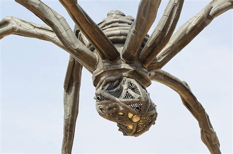 Louise Bourgeois Monumental Spider Maman Installed At Snfcc Park Athens