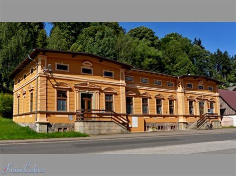Každý den nové aktuální nabídky práce na hitprace.cz. Foto: Teplice nad Metují (město)