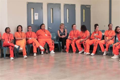 Arizona Sees Significant Increase In Women Prisoners The Arizona Tribune