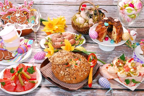 Easter dinner ideas without ham (or lamb). Czech Easter Customs | Easter dinner, Easter dinner ...