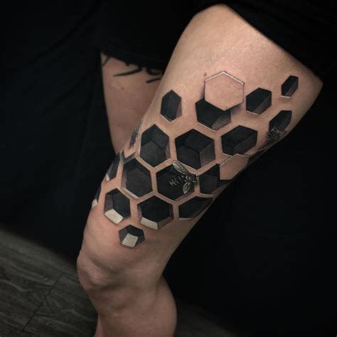 3d Honeycomb Bee Tattoo Tattoos Sleeve Tattoos 3d Tattoos