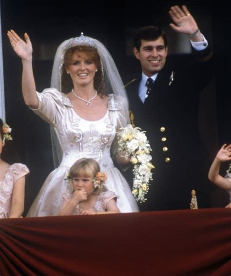 Sarah Ferguson And Prince Andrew Back Together The Sign Pointing At