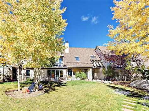 Grand 5,000 Square Foot 4BR Mountain Home ~ RA218104 ...