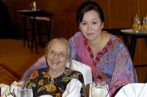 That is what i have indicated and that is what my efforts are directed (at), to bring a conclusion to it during my term in. Emilia with Y.Bhg. Tan Sri Zeti Akhtar Aziz ( Governor of ...