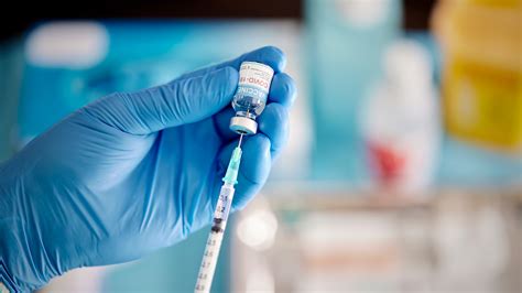 Fiebre Dolor En El Lugar De La Aplicaci N Y Otros S Ntomas Post Vacuna