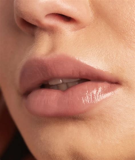 15 Best Mauve Lipsticks Of 2021 Trendy Mauve Lip Products