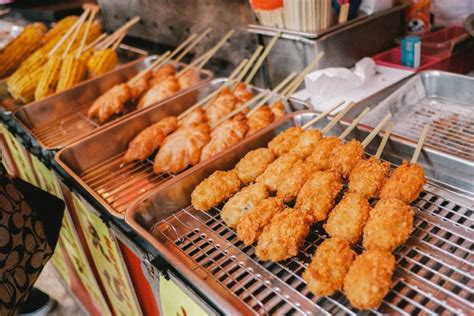 Best Street Food To Taste On Your Next Dive To Indonesia Singapore