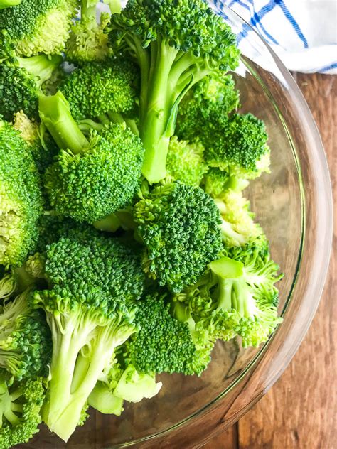 Quick And Easy Garlic Sautéed Broccoli Recipe Lifes Ambrosia