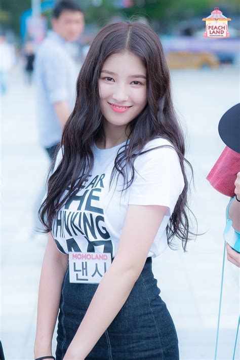 See more ideas about nancy, nancy momoland, nancy jewel mcdonie. Idols which people find incredibly good looking but you ...