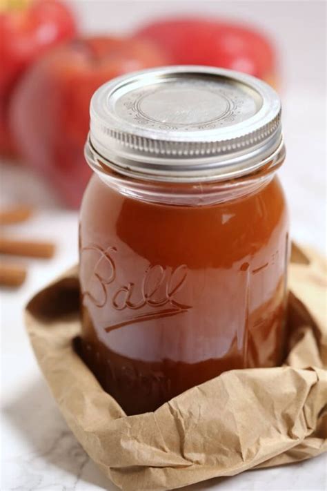 Apple pie moonshine is easy to make and tastes just like mom's apple pie! Make this incredible Apple Pie Moonshine at home! It packs ...
