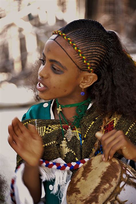 Ashenda Girl Tigray Ethiopia Hair Styles Ethiopian Beauty African