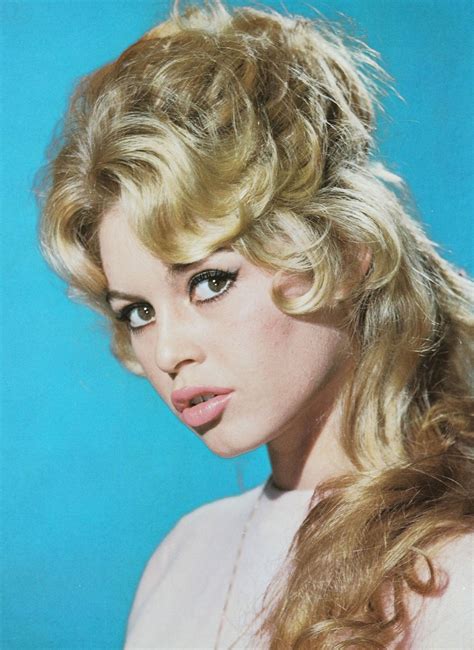 The Most Iconic Eye Makeup Looks Of All Time Brigitte Bardot Hair