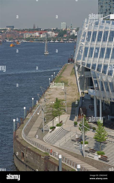 Hamburg Germany May 22 2017 Hafencity Unilever Headquarter And