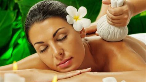 Massages And Beauty Therapies Sooryasarass Ayurveda Ashramam
