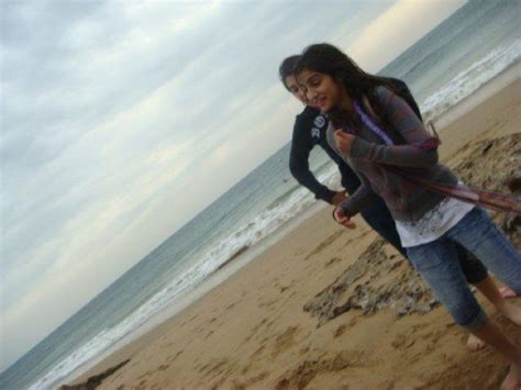 Fun Karachi Beach Check Out The Entire Album Full Girlspix4in