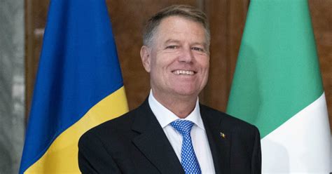 Klaus iohannis ist der aktuelle präsident von rumänien. Romania, il presidente uscente Klaus Iohannis vince il ballottaggio con il 65% dei voti: il ...