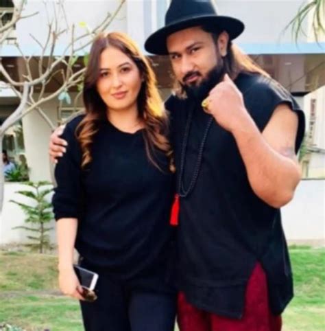 Yo Yo Honey Singhs Wife Shalini Accuses Him Of Having Sex With
