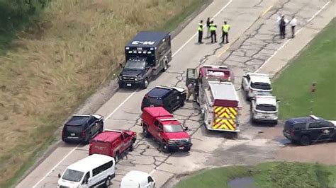 Officials 4 People Killed In Crash In Parker County On Fm 51 News