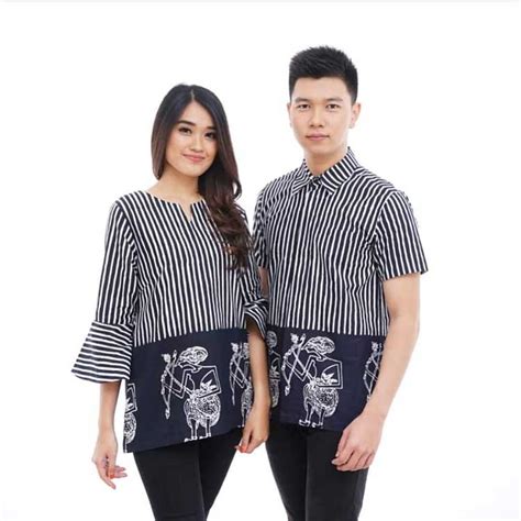Menjual baju batik model modern terbaru cantik & elegan. Contoh Model Baju Batik Couple Keluarga : Contoh Baju ...