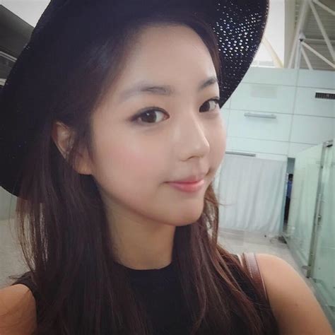 Han Ho Jeong Contestant From South Korea For Miss Earth 2015