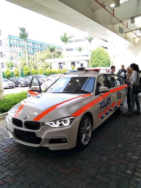 Singapore Traffic Police Now Boasts Of Bmw Cars For Patrolling