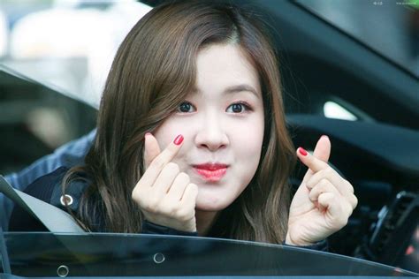 Hong jun park, brian dong ho lee, j. Rosé de BLACKPINK es elogiada por el constante apoyo de ...