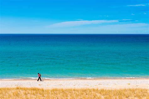 Best Beaches Along The Great Lakes Thrillist