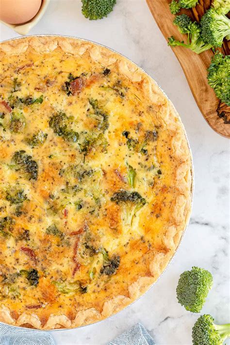 At 375f, it requires 25 minutes of baking time uncovered. Easy Bacon Broccoli Quiche Recipe | Kylee Cooks