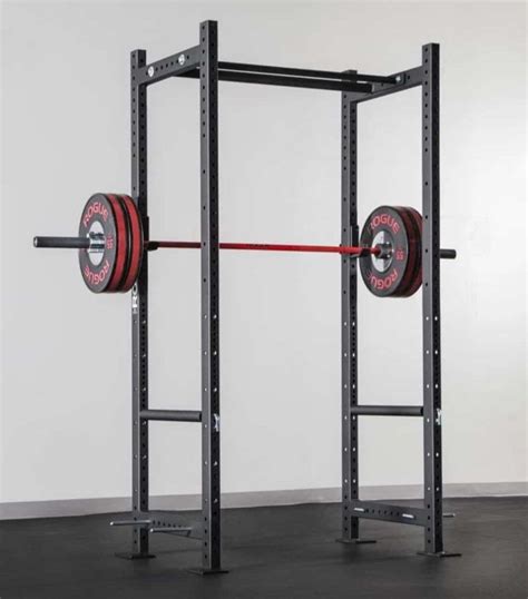 Rogue R 3 Rack Review The Ultimate Everyman Rack For Home Gyms