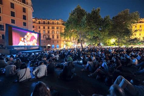 📽 gazda tiff 🎬filmele difuzate sunt producții de artă, clasice, românești, internaționale, filme independente și experimentale. Cinema all'aperto a Roma | Estate 2017 | Indirizzi e film